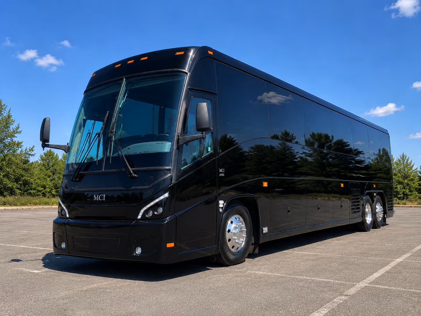 bus rentals for veterans groups and military family events near thornton