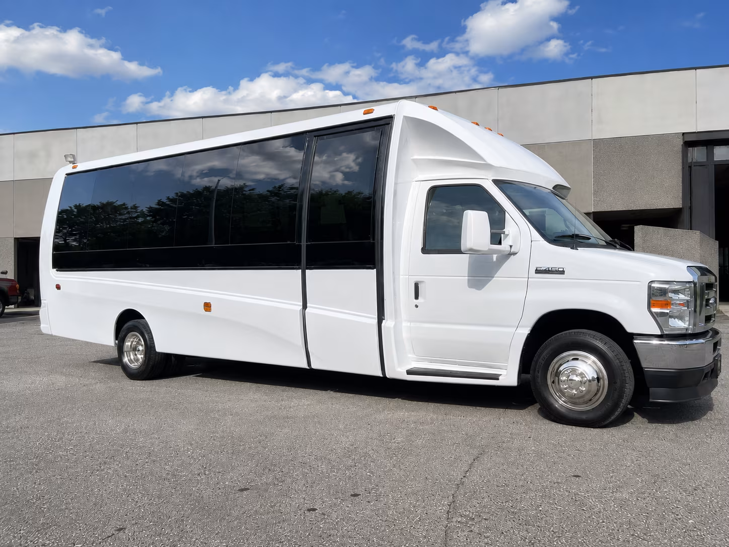 concert bus rentals for large groups and private parties near thornton