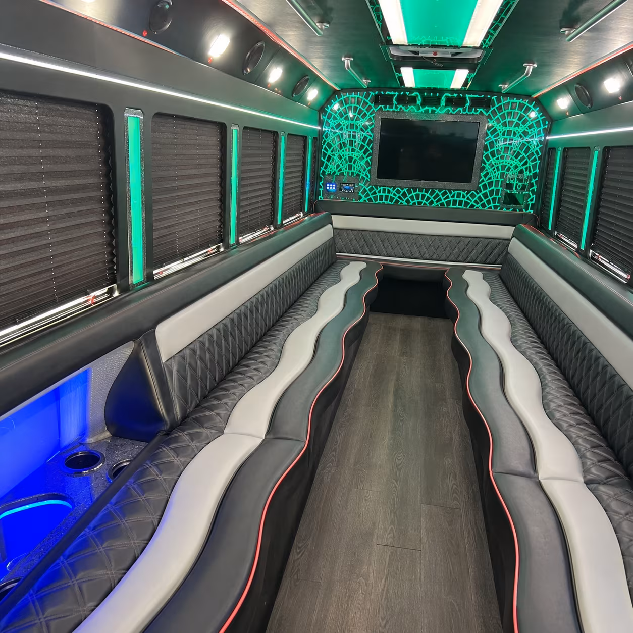red rocks amphitheatre thornton party bus rental