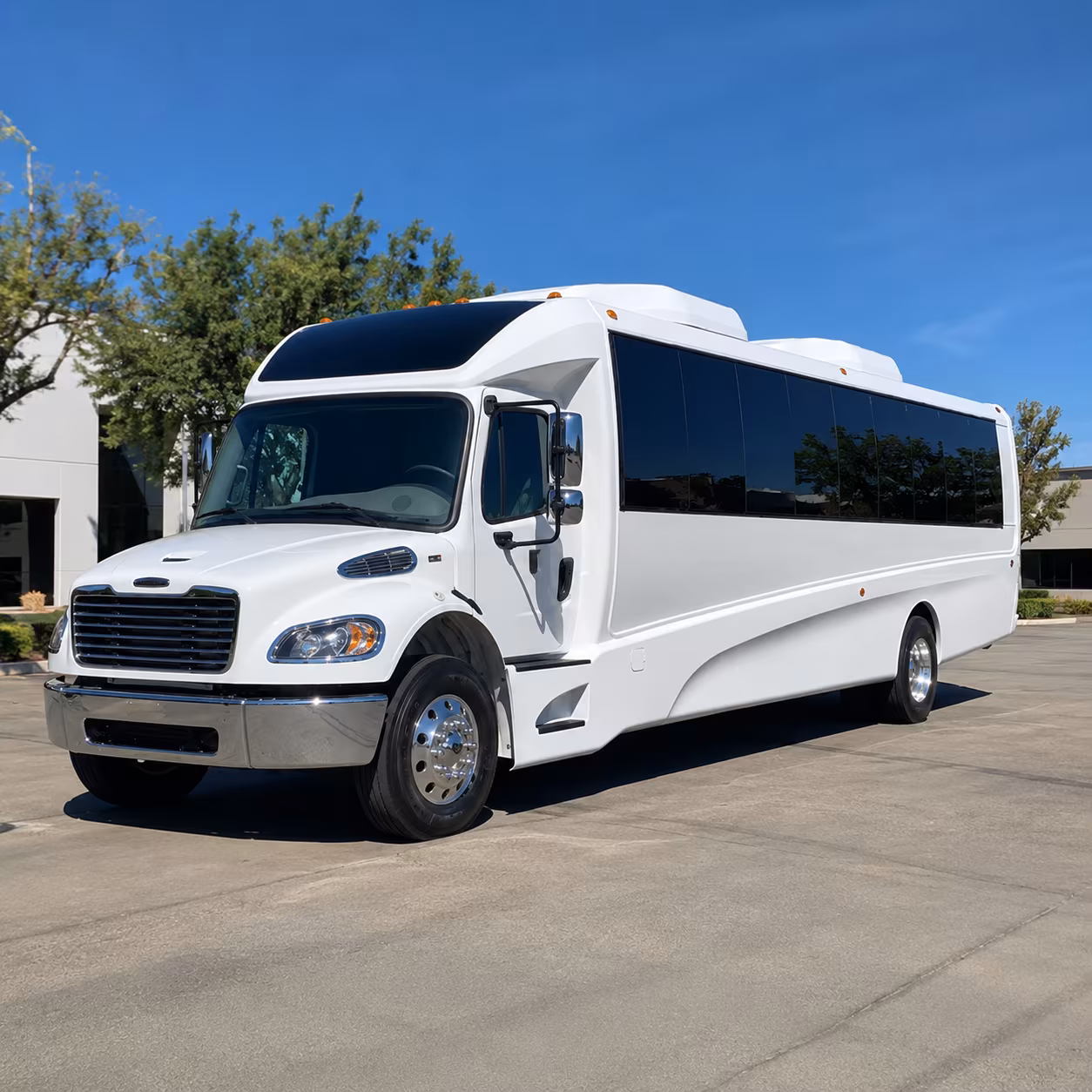 thornton 18 passenger minibus