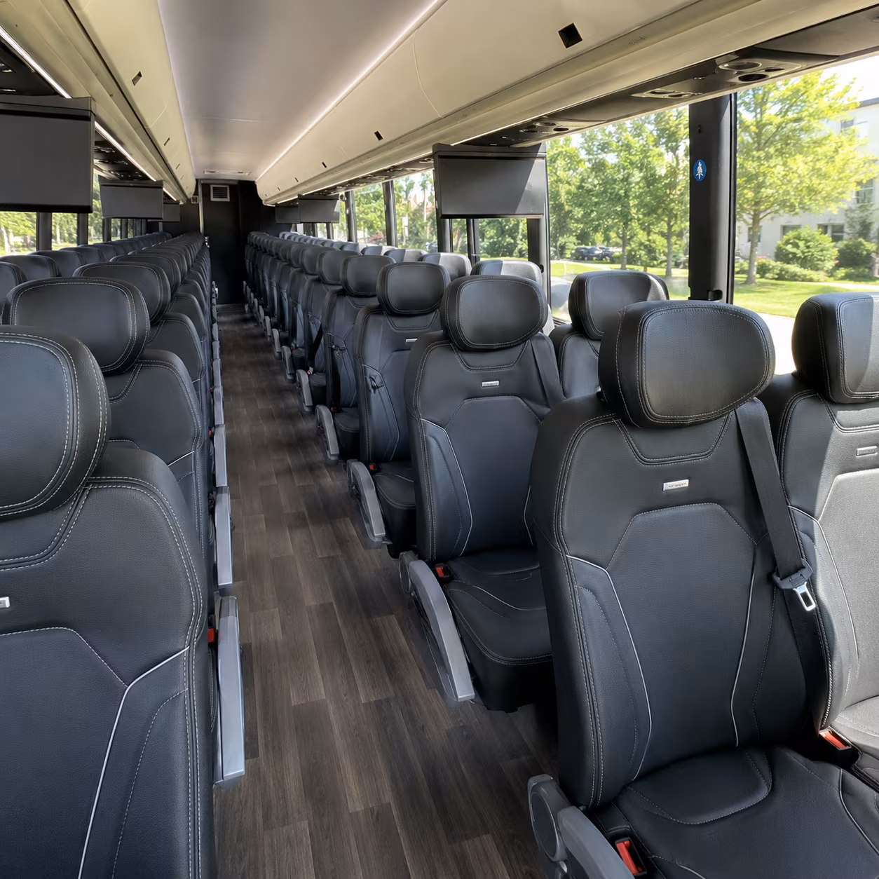 thornton charter bus rentals for corporate campus commuters